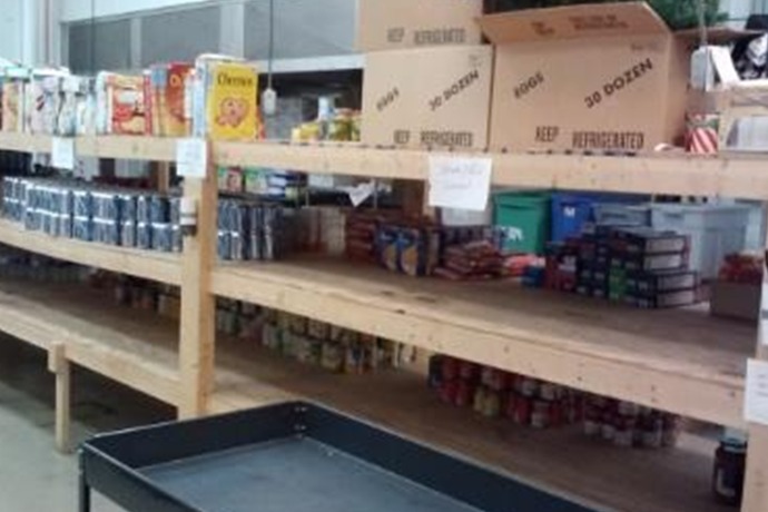 food drive_1093107915348068929