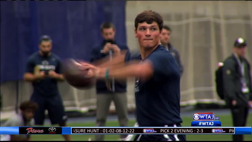 Debate on Hackenberg continues as Draft nears_20160427231007