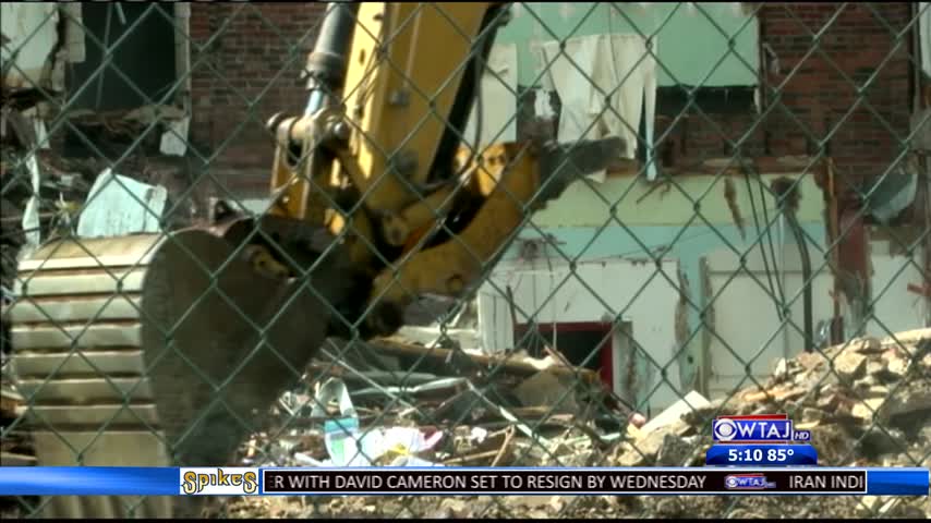 Middle school demolition_49433869-159532