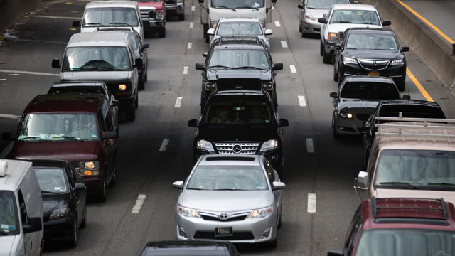 Vehicles on highway_1471979237912-159532.jpg01193487