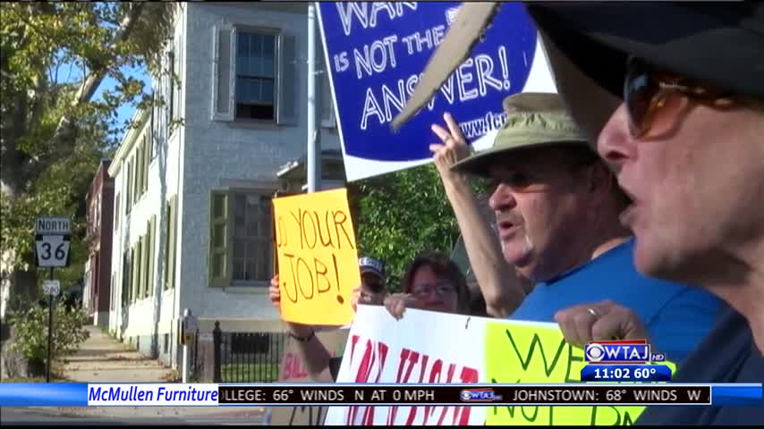 Protesting for SNAP benefits_59413923