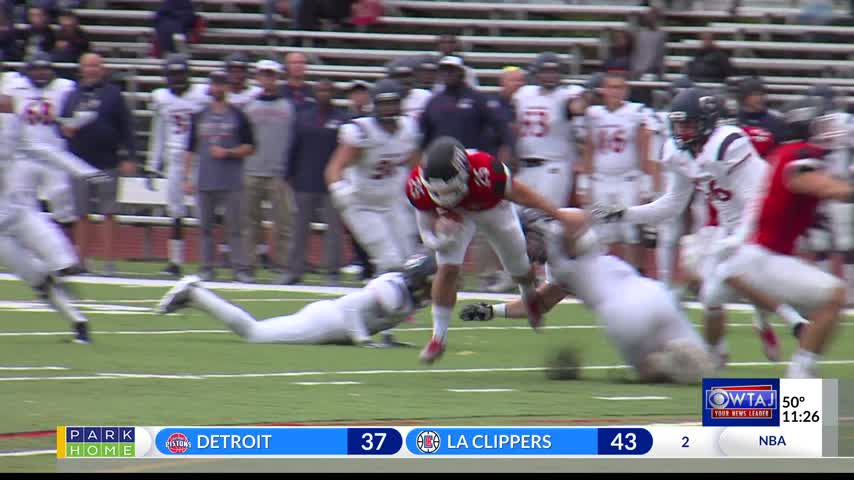 Red Flash Defense Leads To Happy Homecoming_81962817