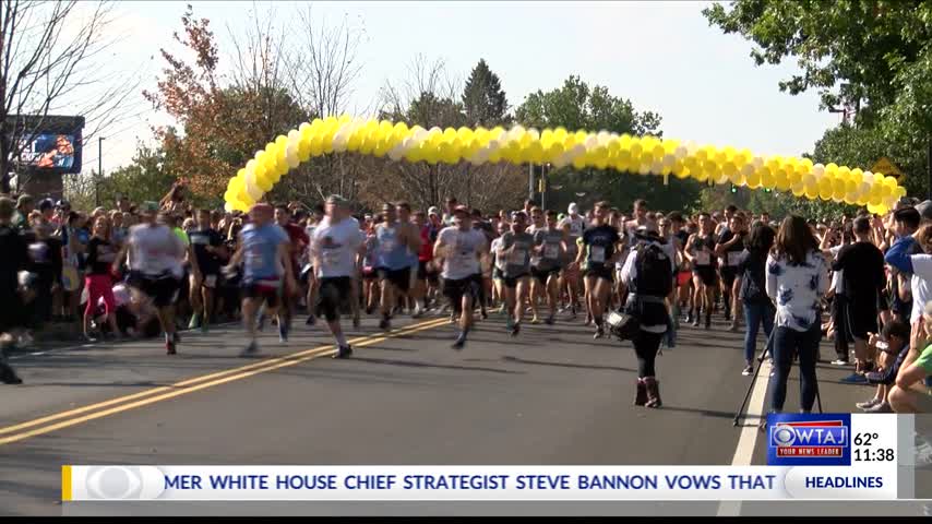 Hundreds gather for Penn State's annual THON 5K