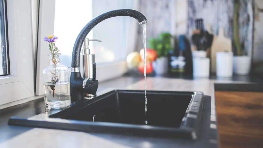 kitchen-sink-green-living-water_1520964643736_351239_ver1_20180314055701-159532