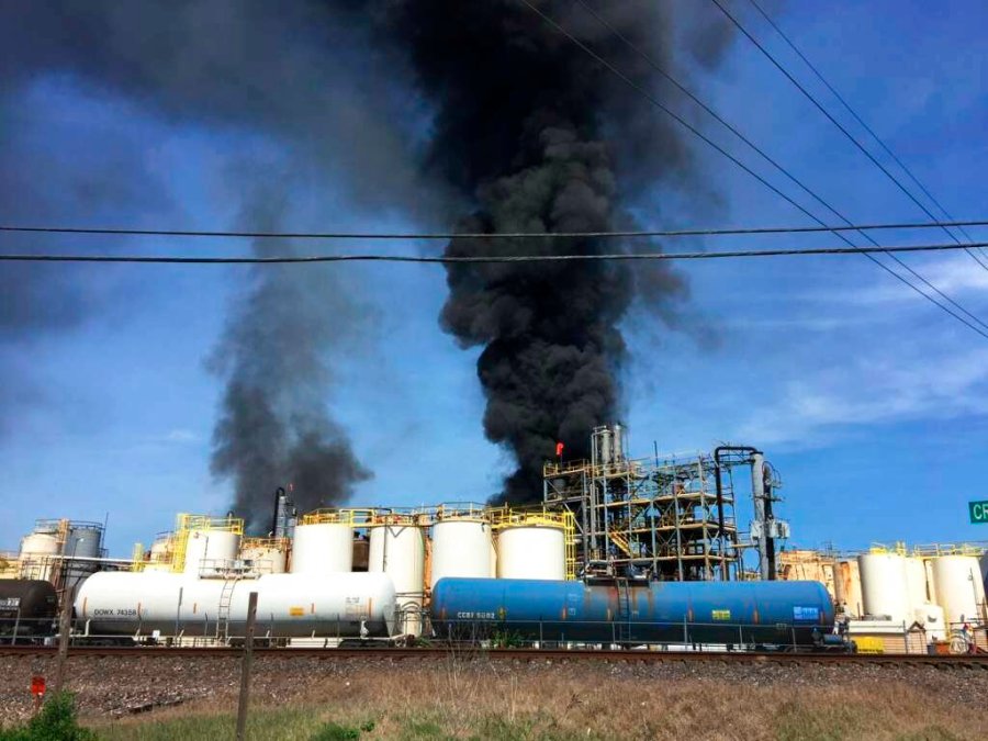 Chemical Plant Fire_1554242816388