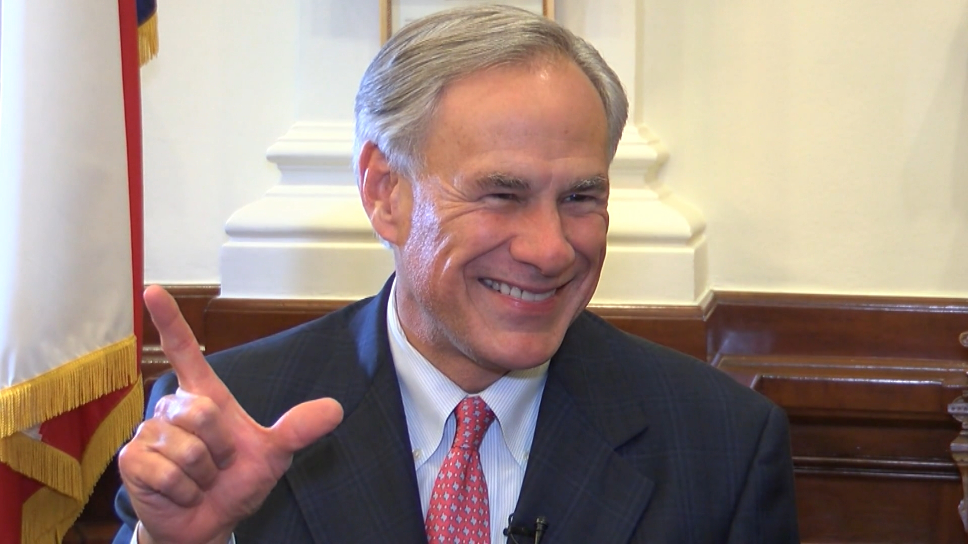 GOV GREG ABBOTT GUNS UP WRECK EM TEXAS TECH FINAL FOUR_1554409393162.jpg.jpg