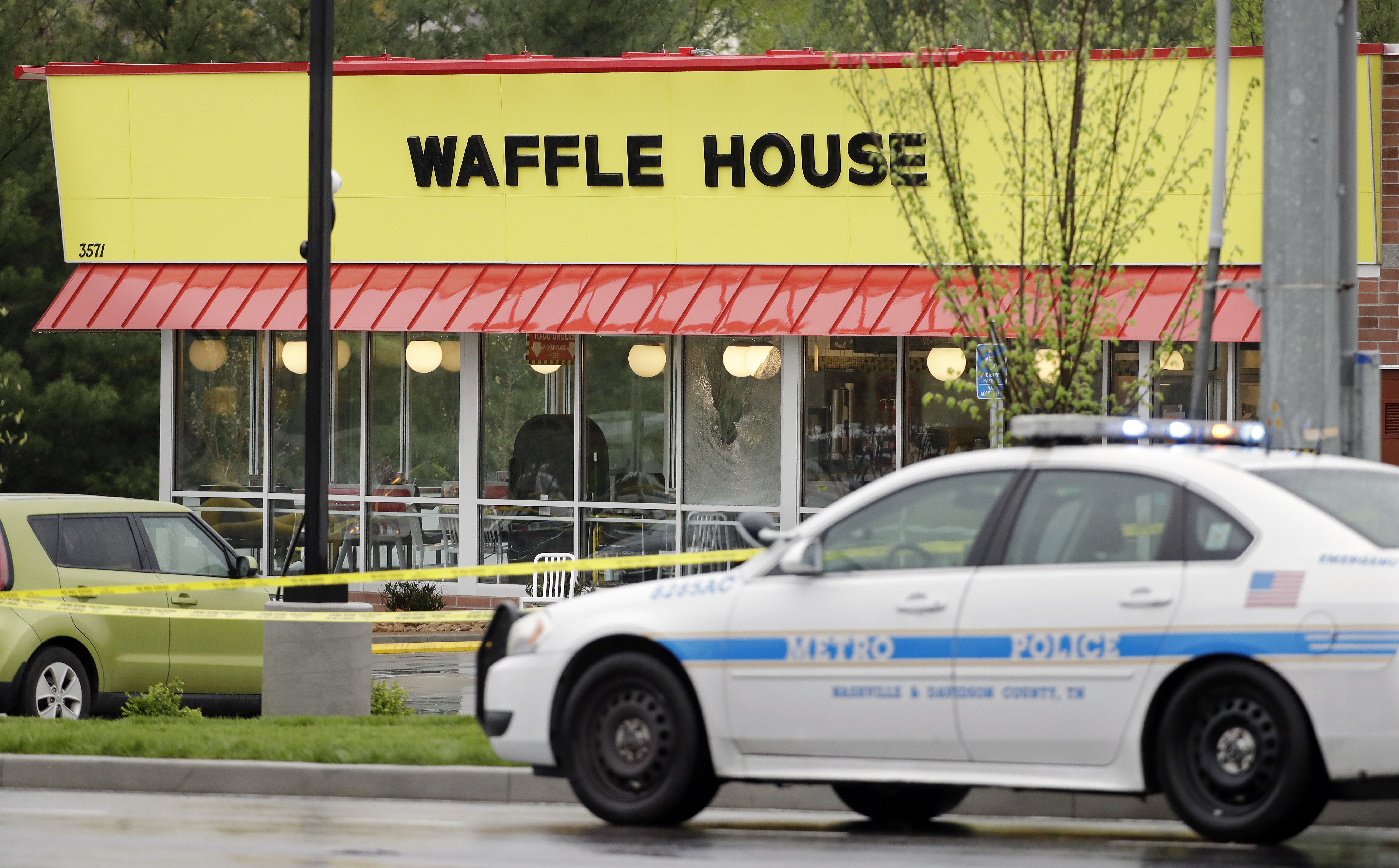 Waffle_House_Shooting_69179-159532-159532-159532.jpg52904354