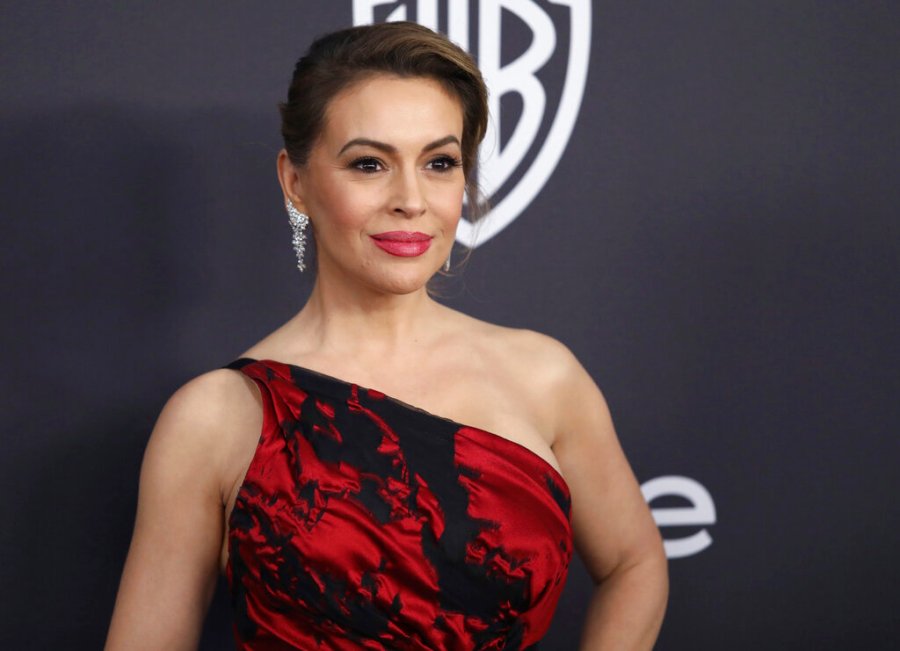 People Alyssa Milano Sex Strike_1557619724598