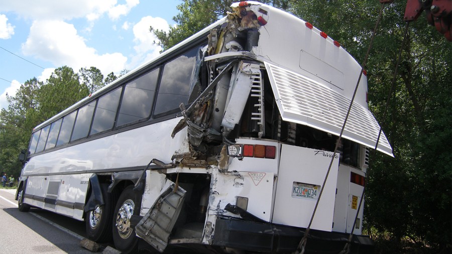 bus crash3_1558112135525.jpg-846652698.jpg