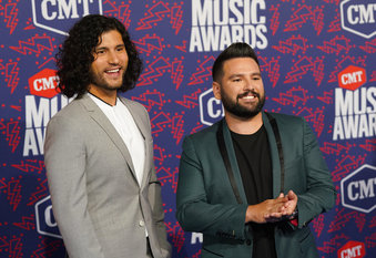 2019 CMT Music Awards - Arrivals_1559878018082